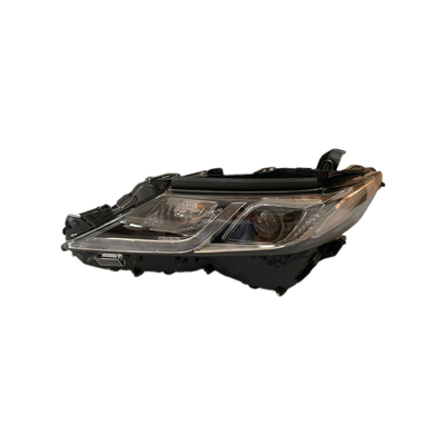 Dobra cena. 8115006E20 Toyota Camry Front And Rear Lamp White/Chrome/Black Part Number 8158133330 w Internecie